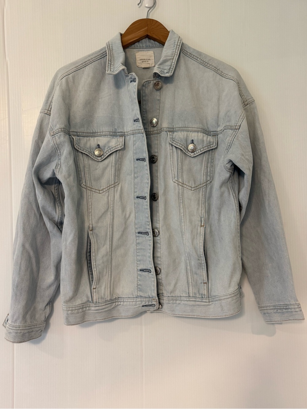 American Eagle Outfitters Light Wash Blue Jean Jacket